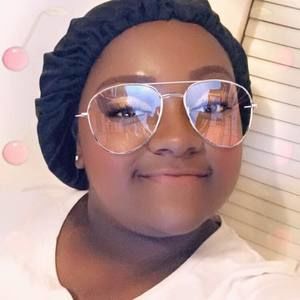 Meet your Posher, Kaitlyn